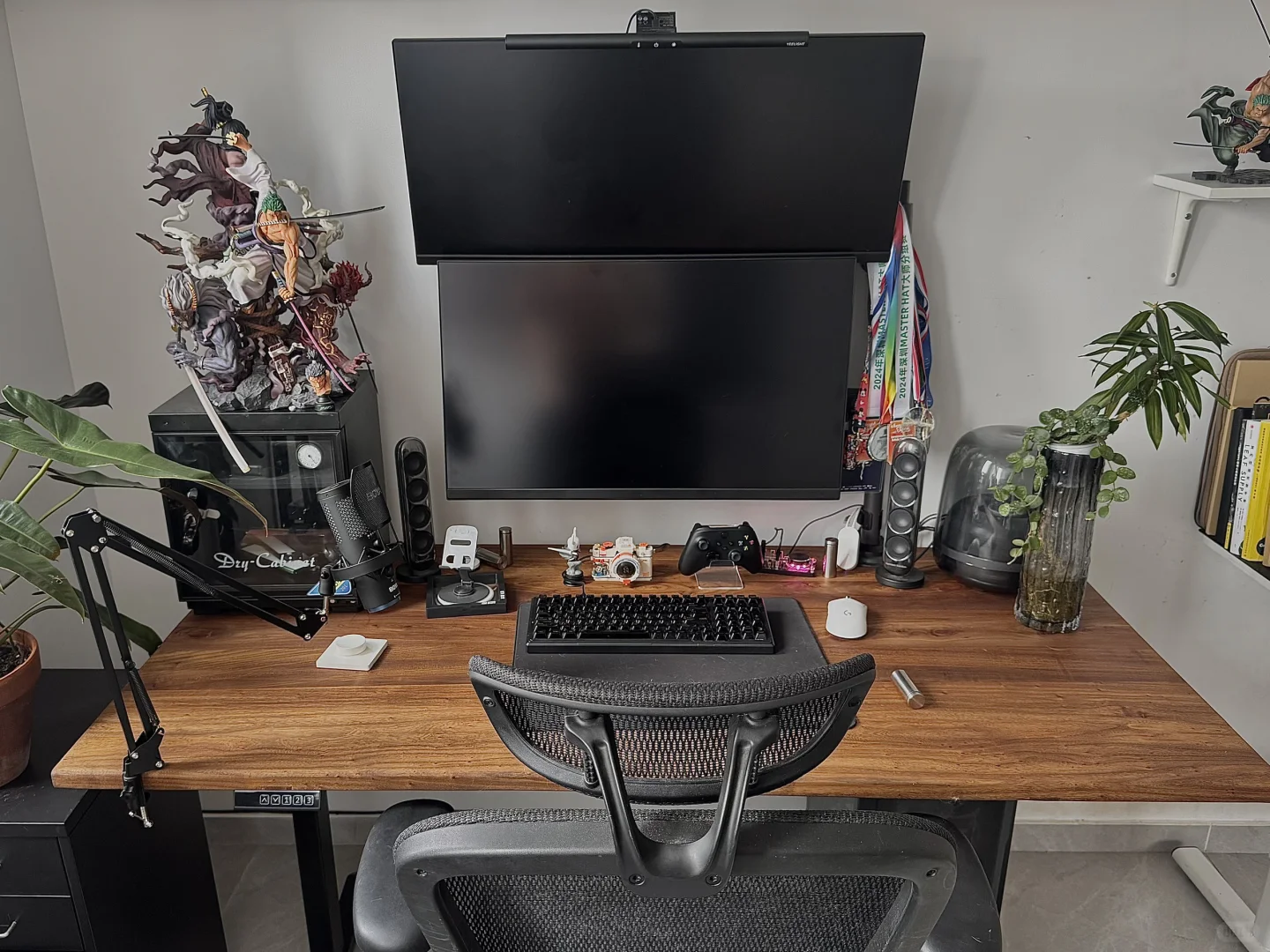 快来看看我花600做的升降电脑桌!真好看