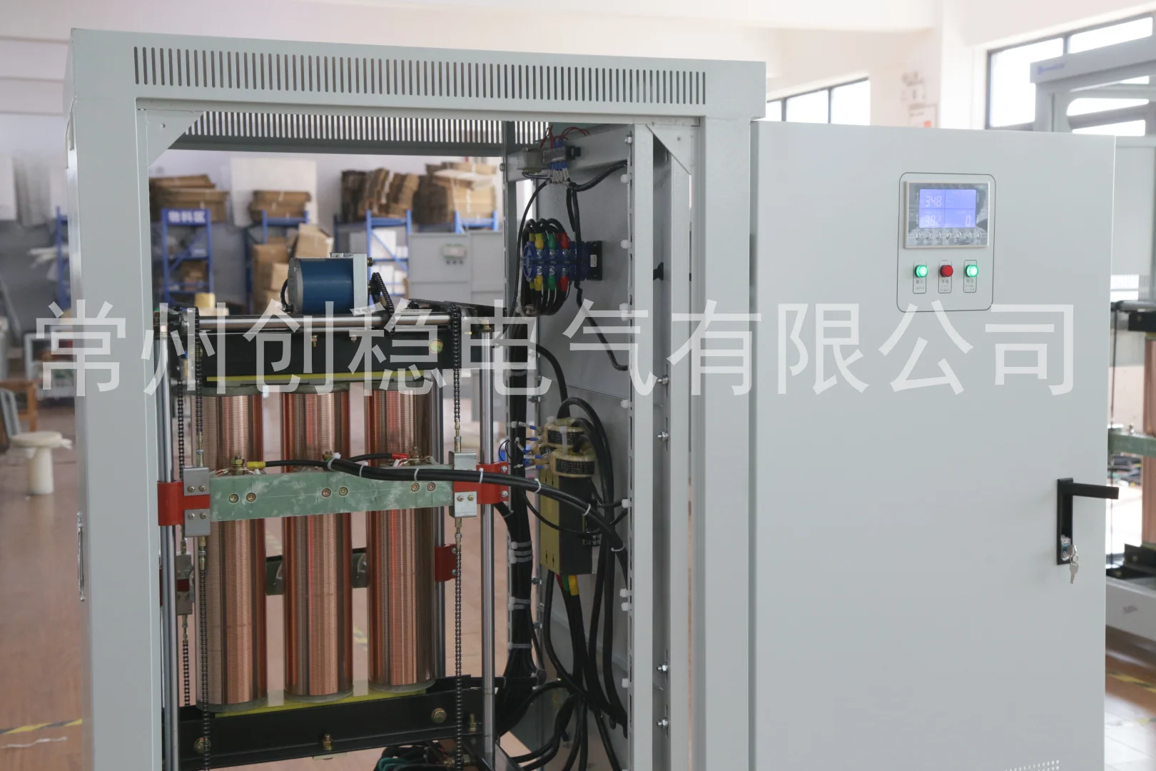 为什么稳压器那么贵？老电工算完这笔账懂了