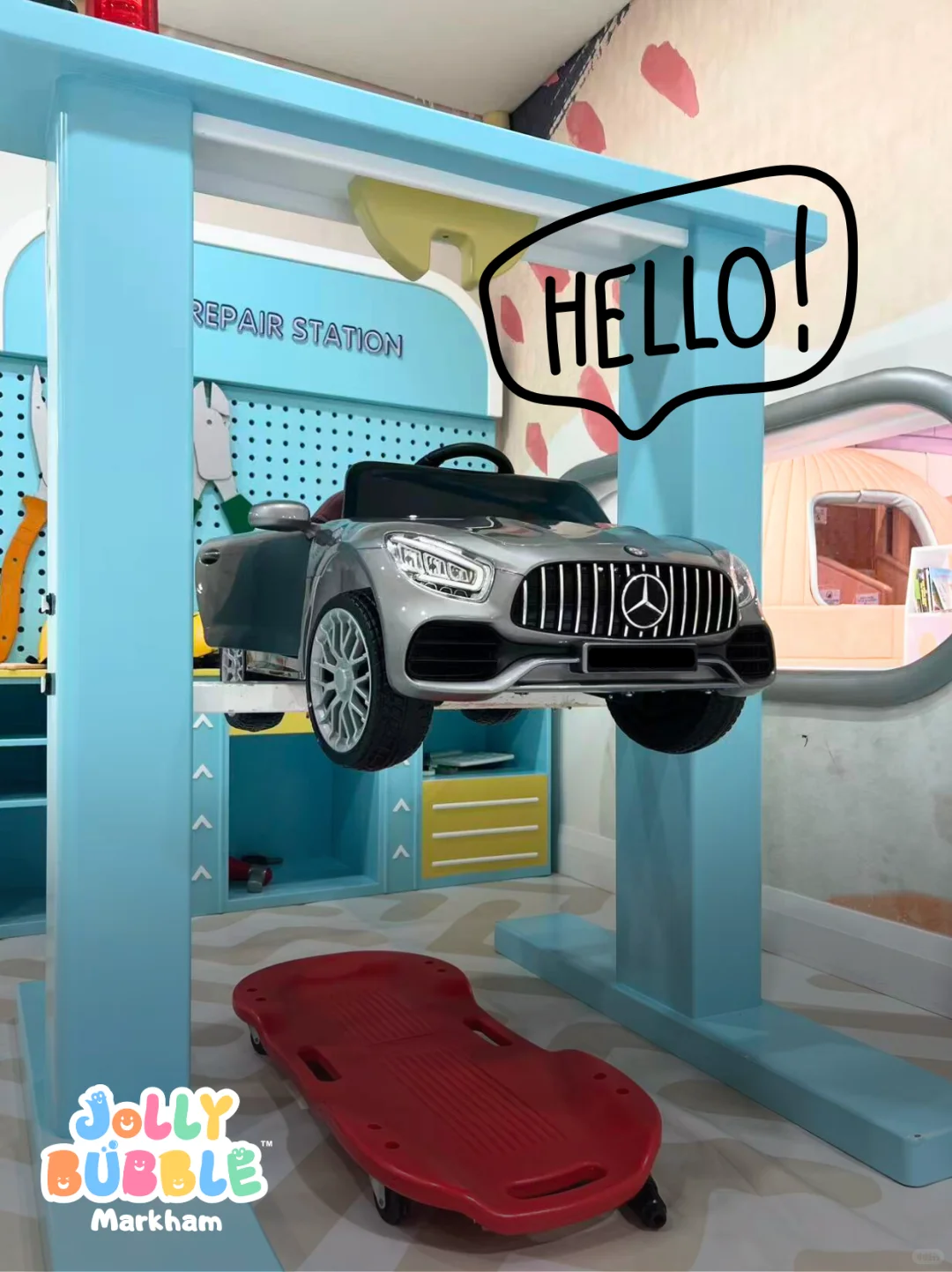 维修区“元老”正式退休?新员工持证上岗