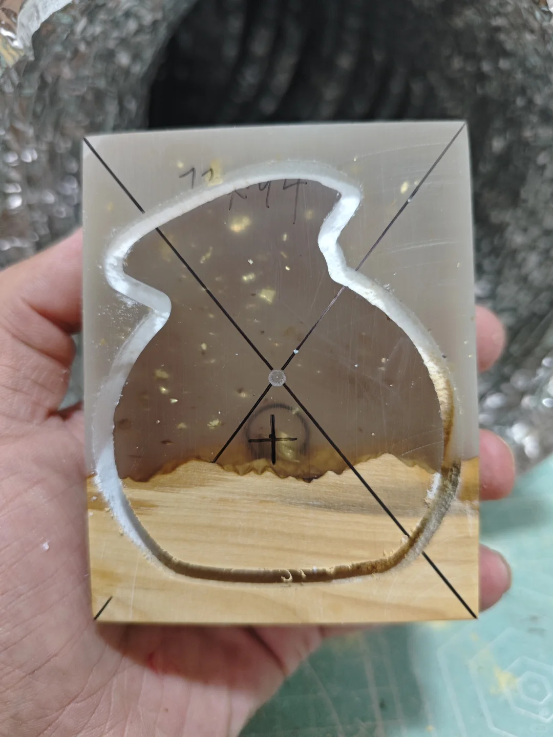 小钱袋?看清!里面是小宝宝胎发!