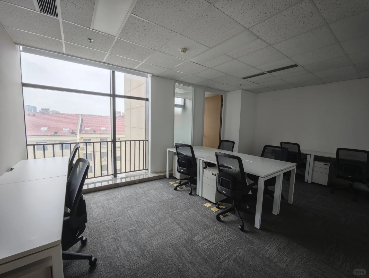 一线海景里的高性价比办公优选