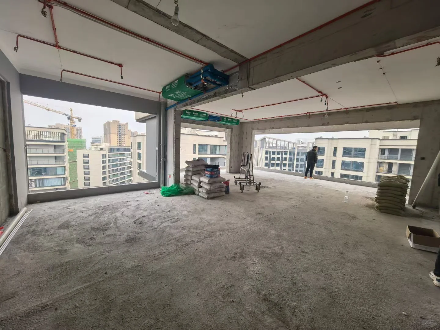 封窗之我想报警了。