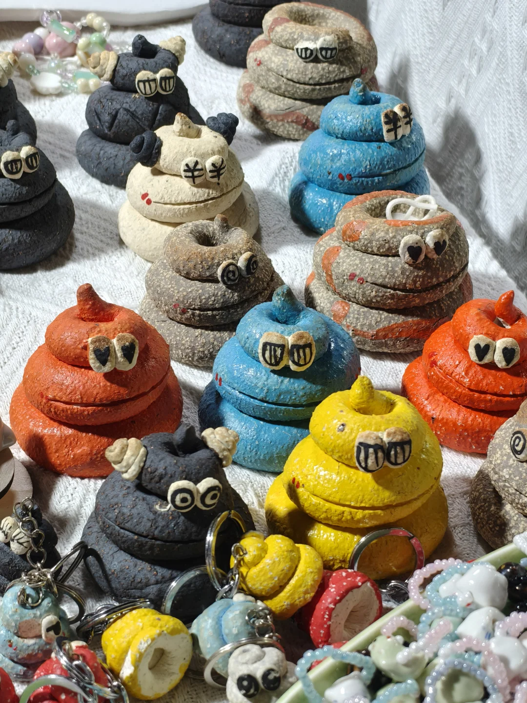 ? 手作陶瓷的魅力：每一件都是独一无二的艺