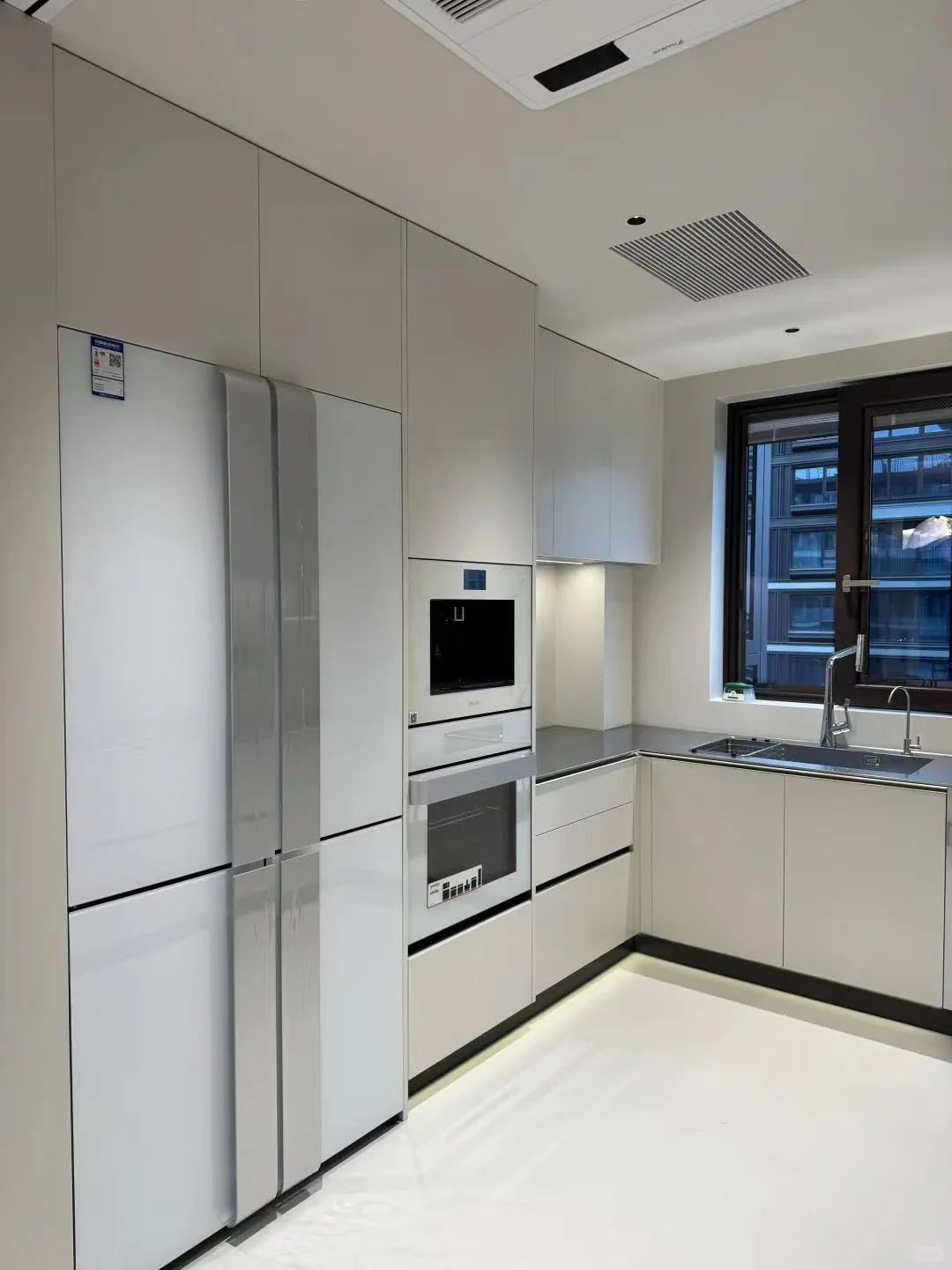 实心铝合金台面真香！