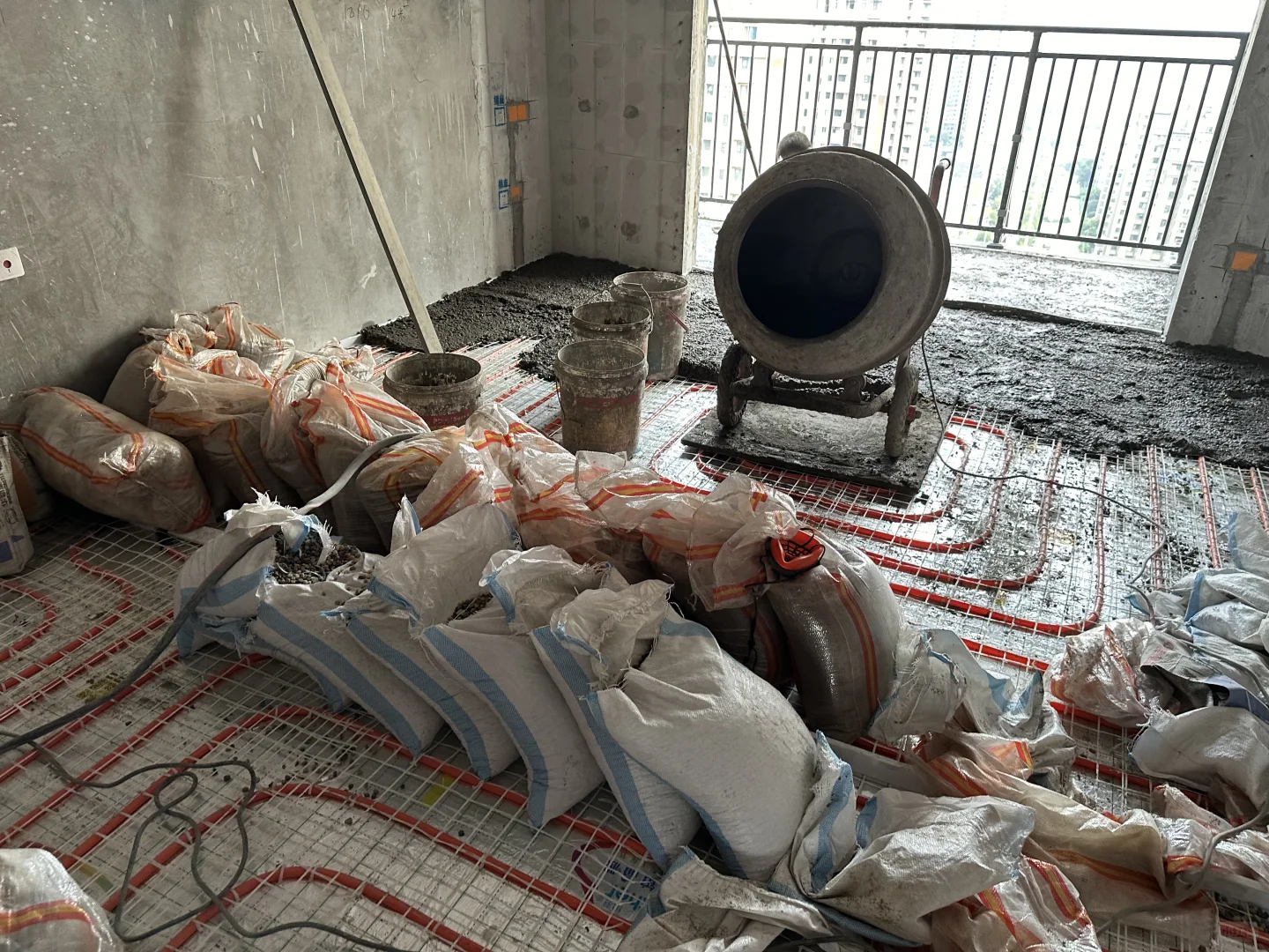 地暖回填这平整度绝了！