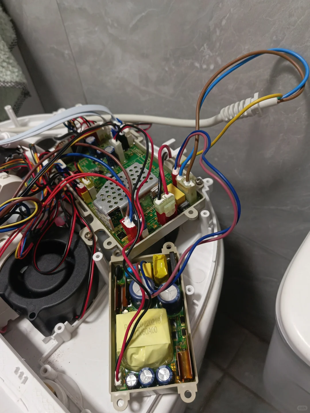 自己动手维修智能马桶