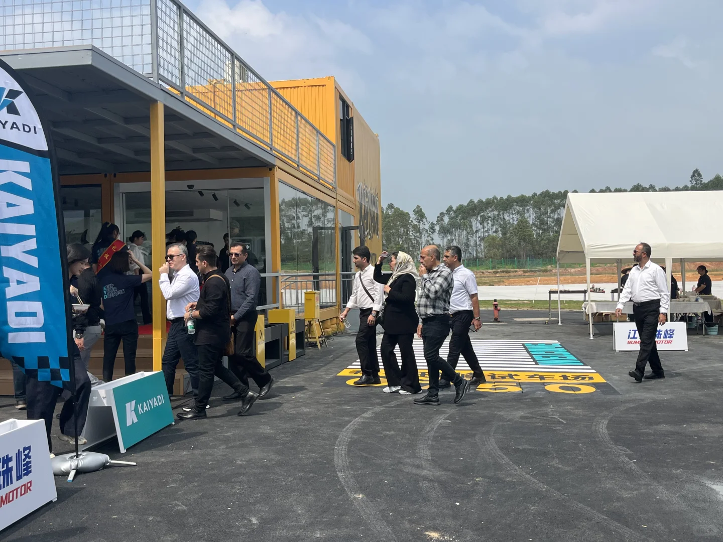 江门摩托“中国芯”领跑全球新赛道，破夕阳局