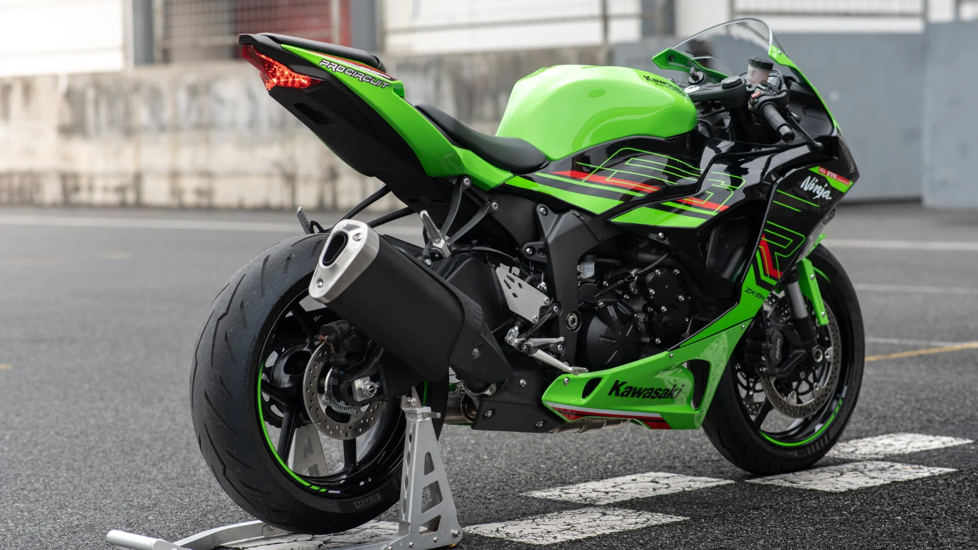 #川崎ZX-6R 原厂外观全段排气 ——「燃尽」
