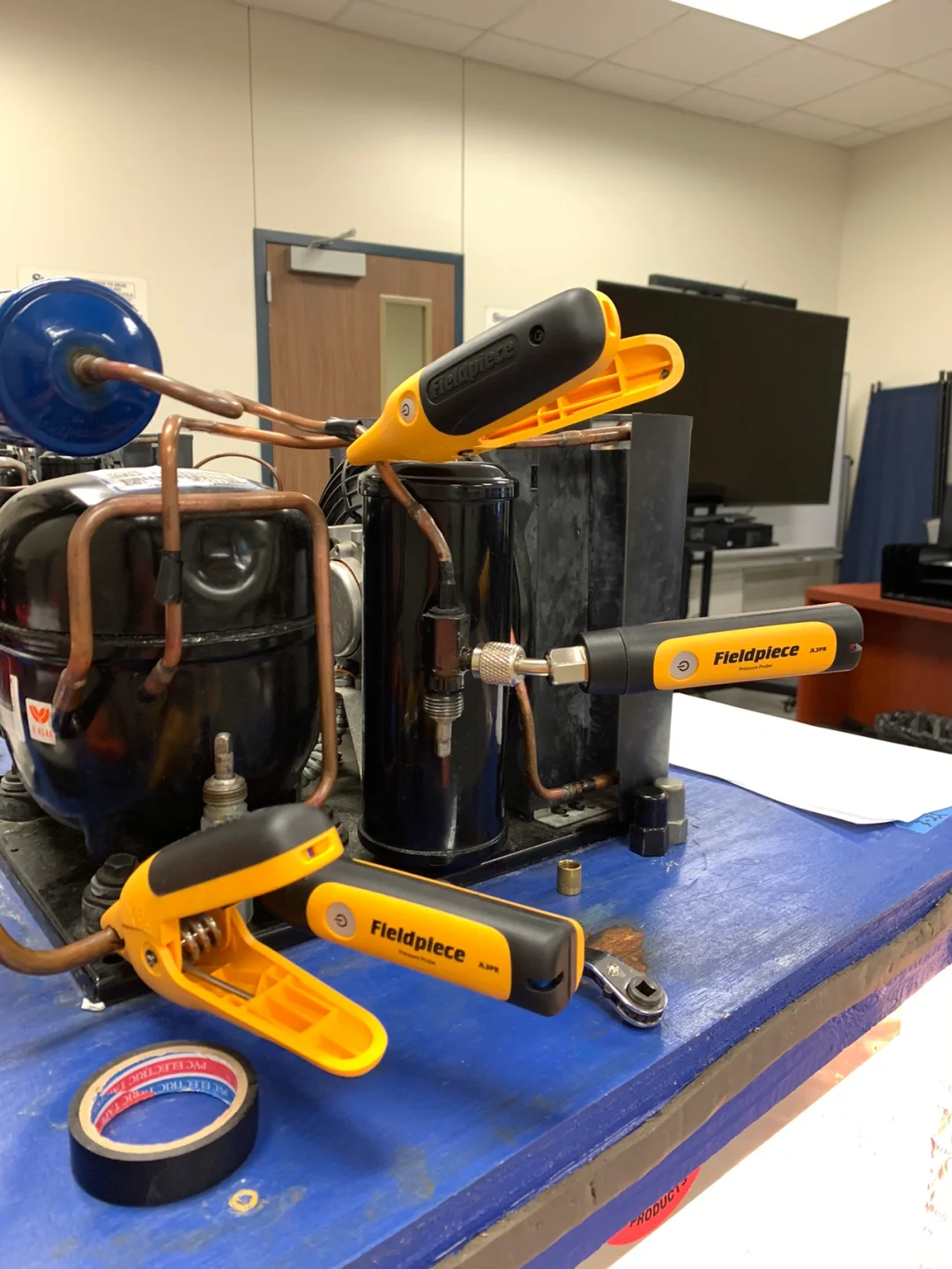 ??检修空调的专业工具fieldpiece无线套装