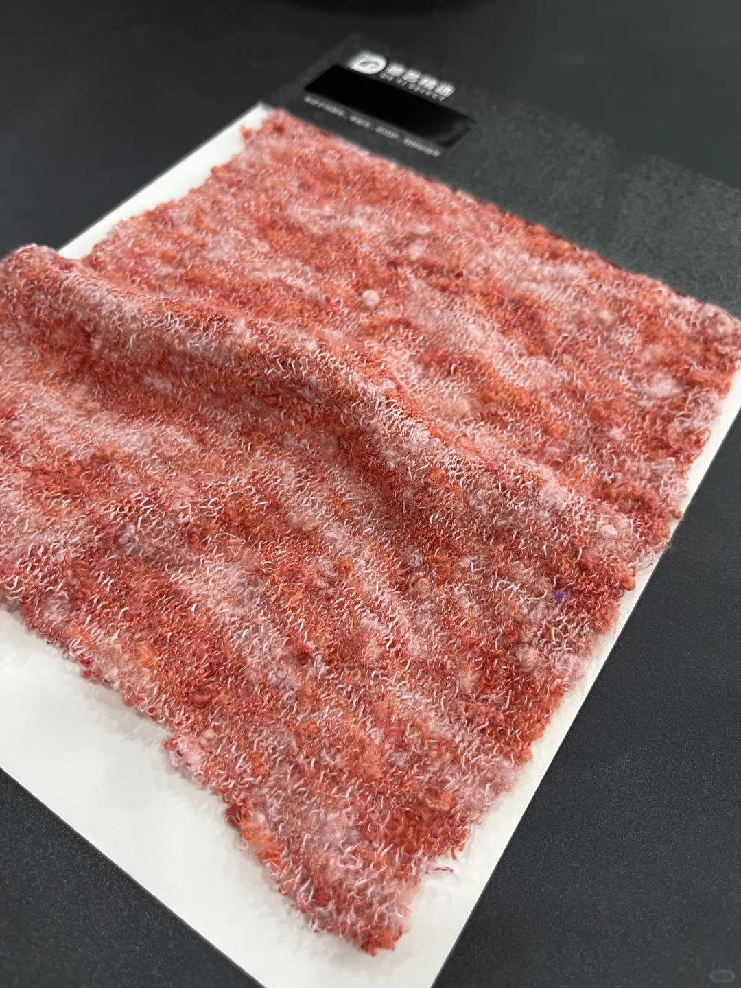 段染豆豆·花式纱 | 纤维艺术织就立体画布