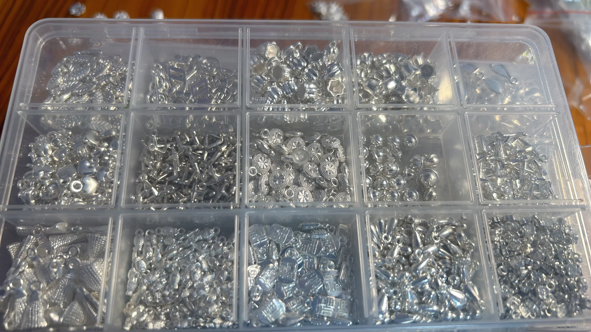 合金配件冰山一角