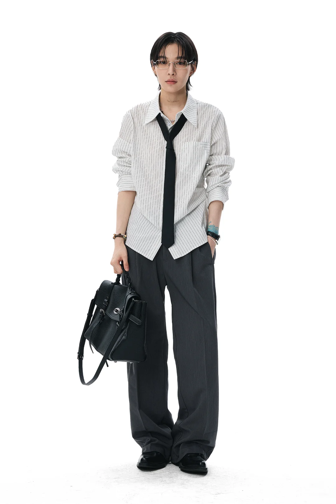 立体腰部抽褶设计 拯救通勤刻板印象