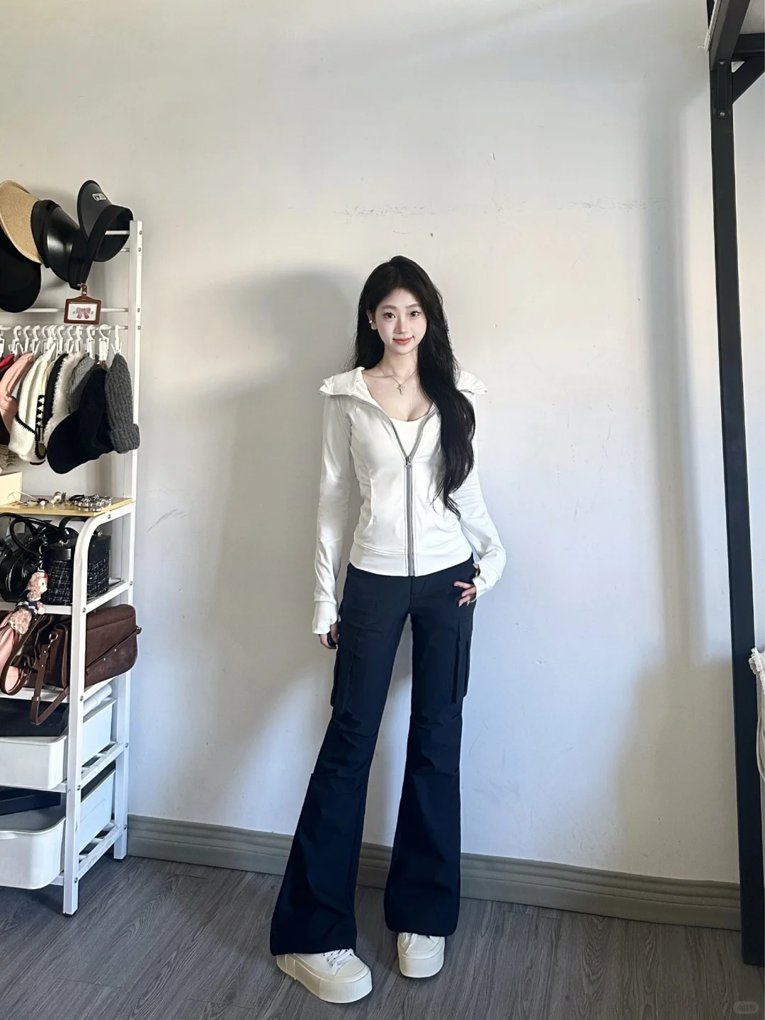 lulu风卫衣➕工装微喇裤不要太显瘦！