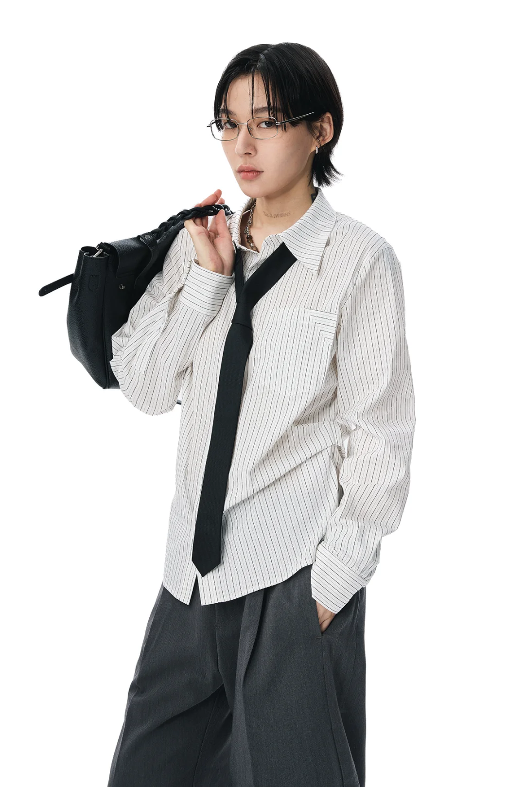 立体腰部抽褶设计 拯救通勤刻板印象