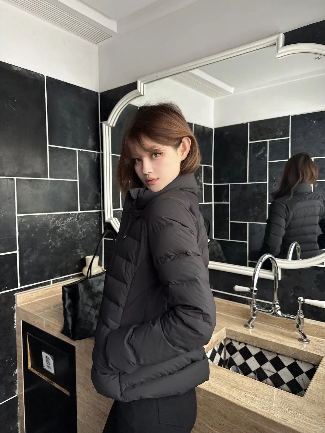 今年喜欢修身点的羽绒服