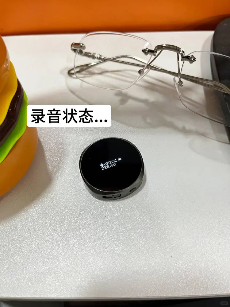 斥资给自己买了个录音笔办公！！！