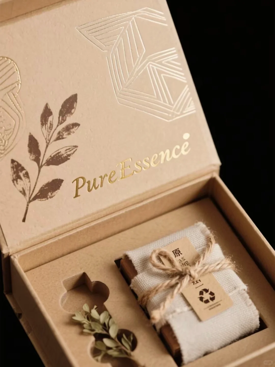 原浆纸板香薰礼盒，嗅觉与视觉的双重盛宴