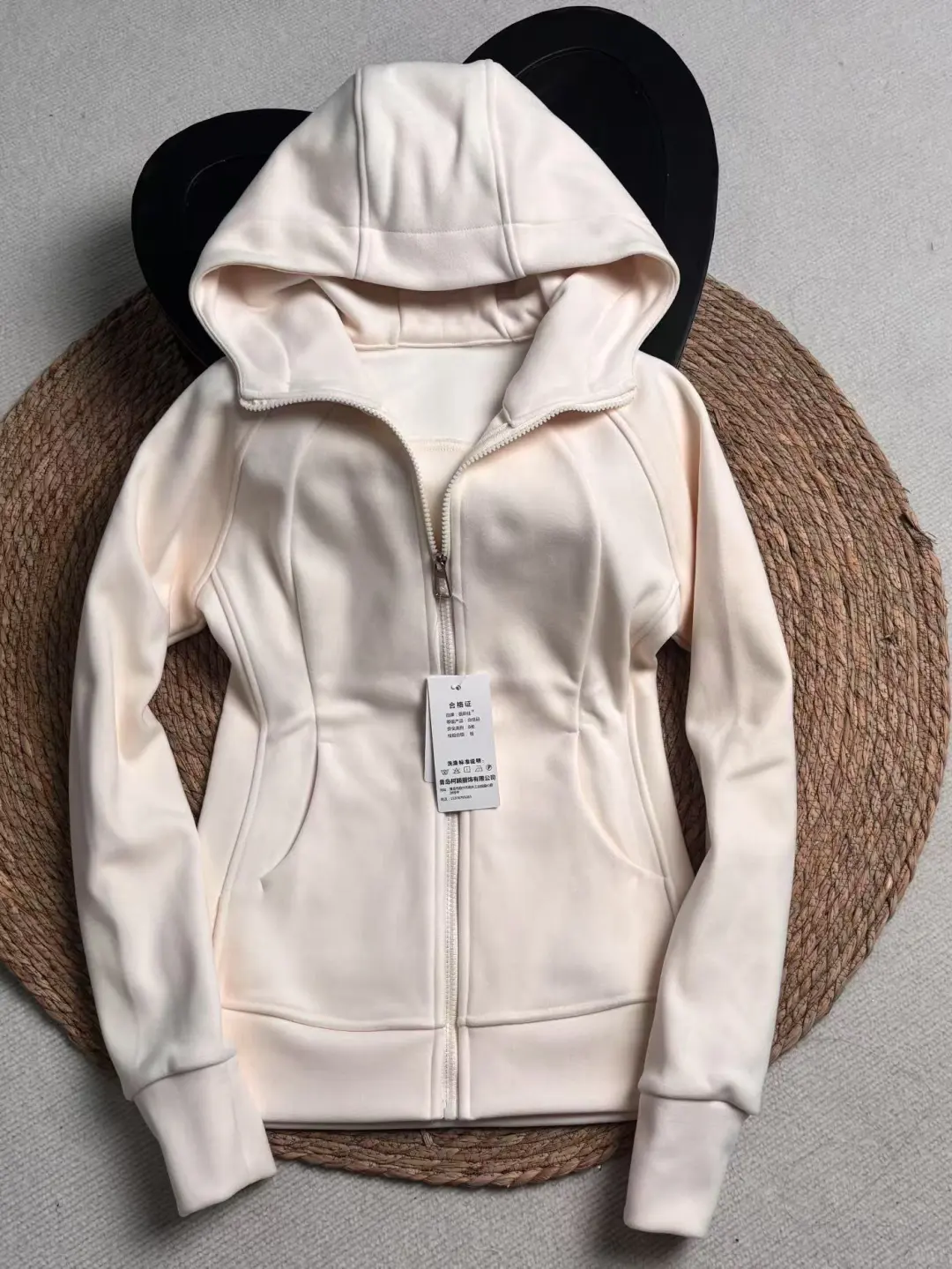 ?好看的衣服会让人变得更漂亮！