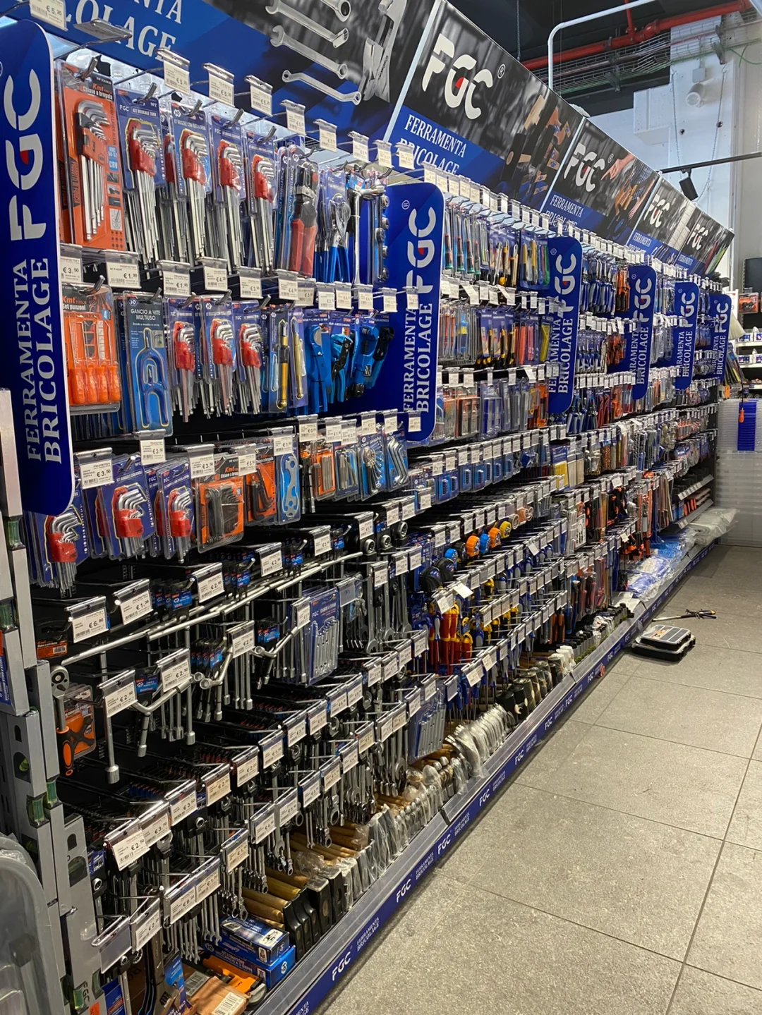 今天分享一组来自五金的货改