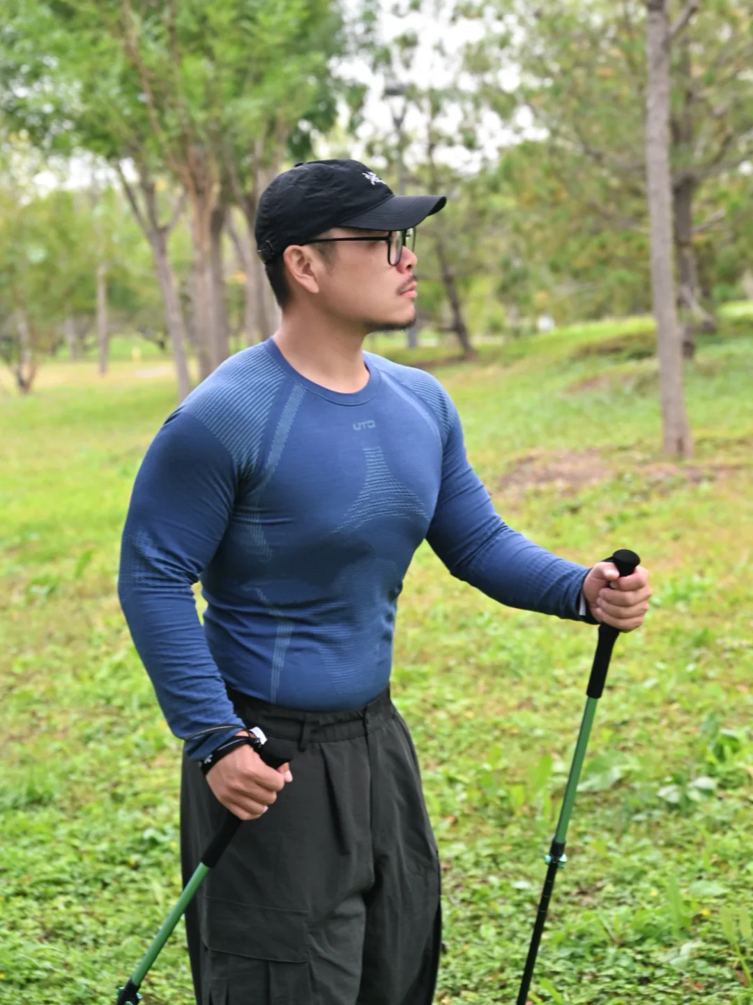 秋冬只能选择一件打底的话，怎么选？