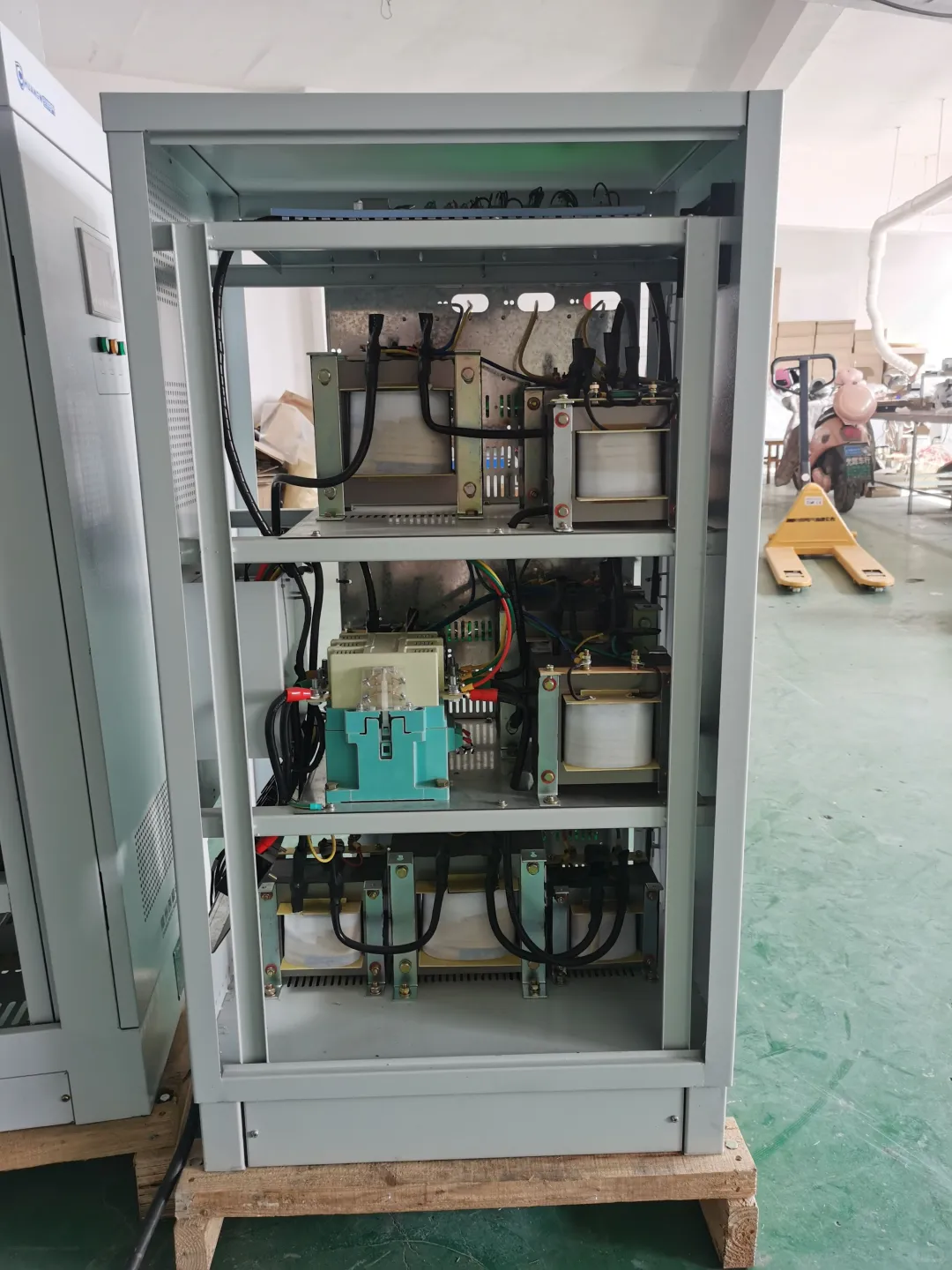 带触点稳压器可用轮转印刷机稳压吗