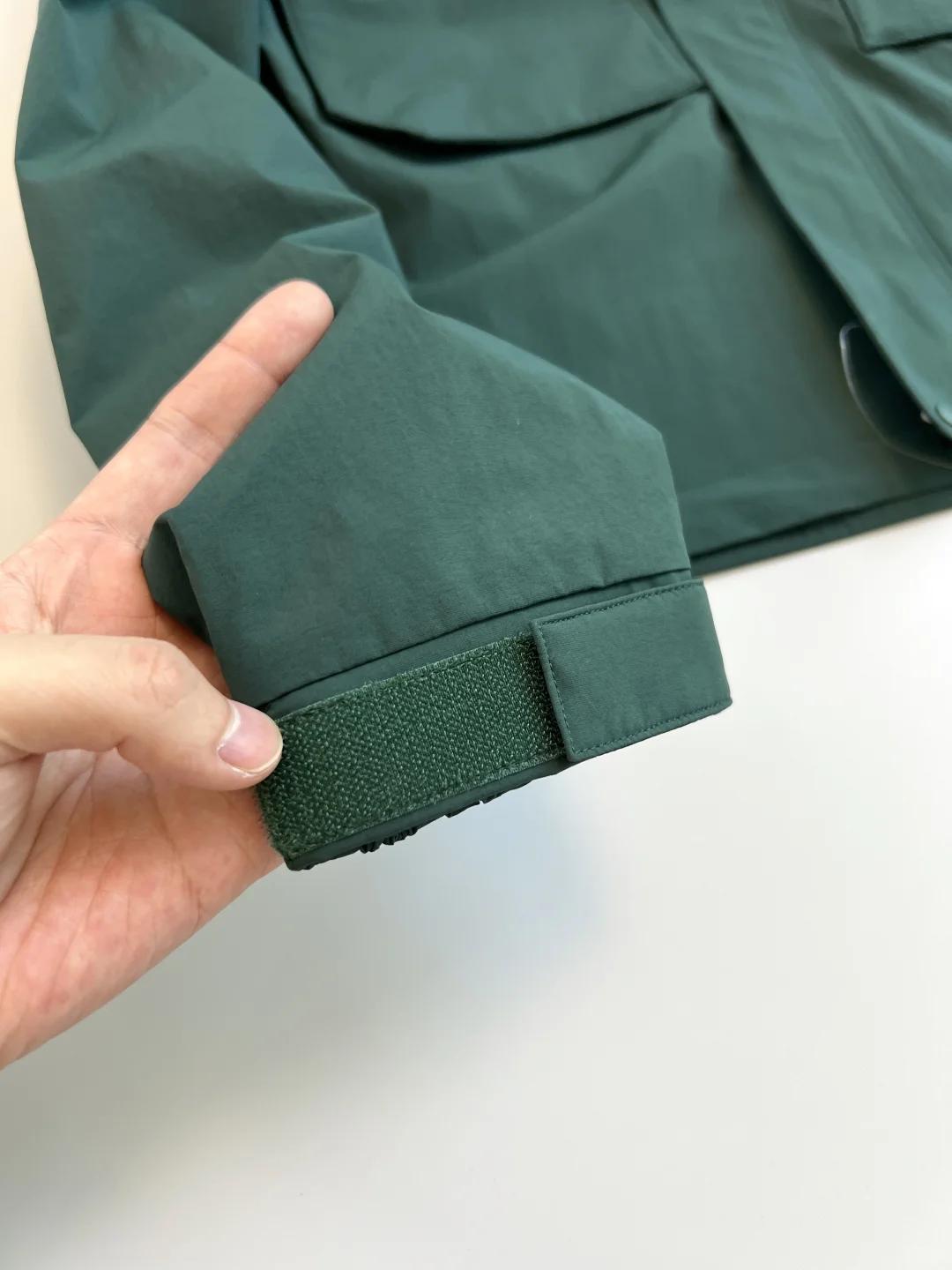 129?挖到质感巨好的防风连帽外套！！