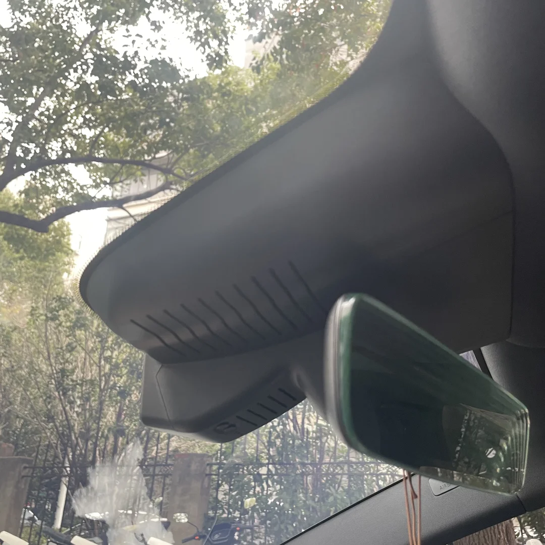 新车两个月终于换行车记录了