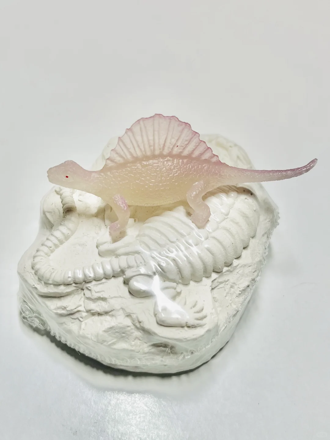 【免费】Bureau en Gros的挖恐龙化石活动