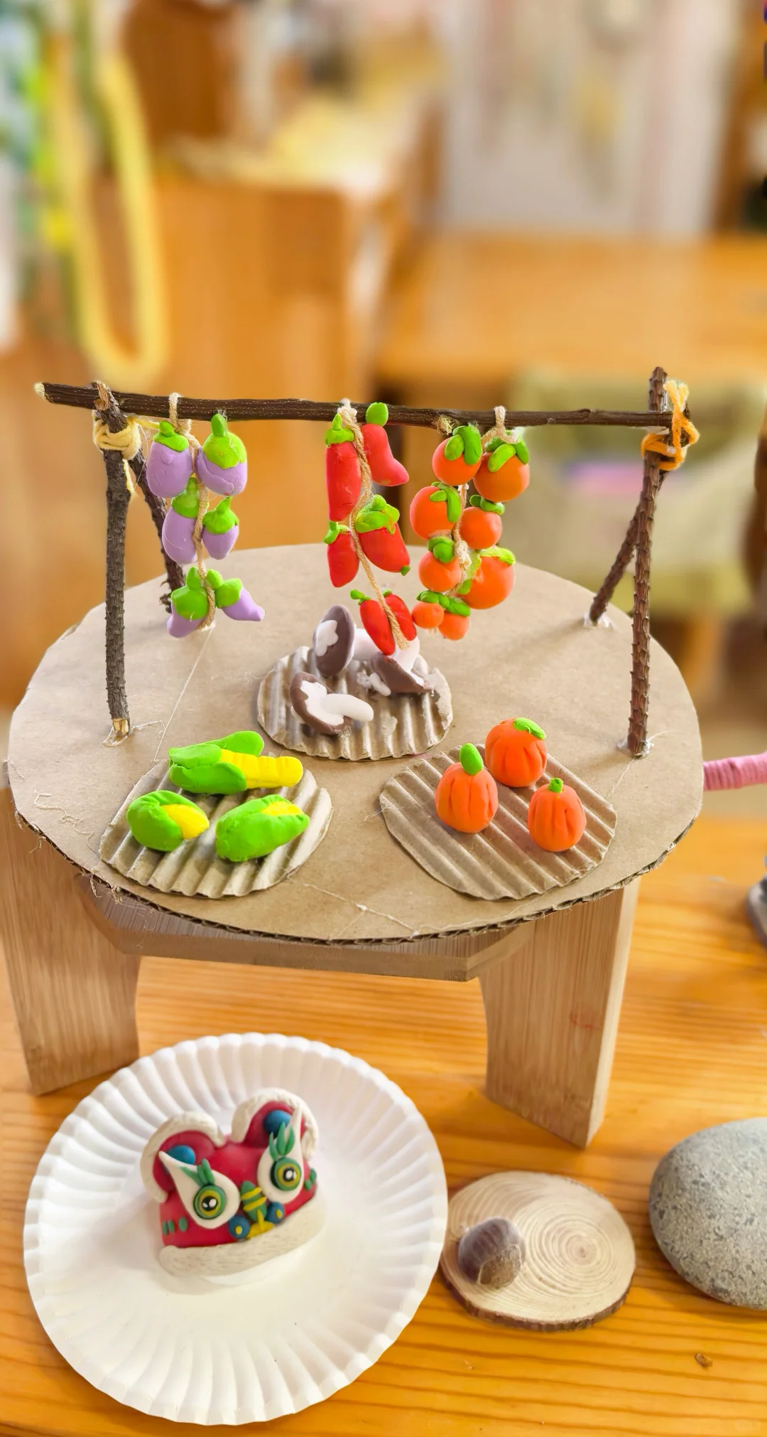 幼儿园?秋天环创/毛线?创意手工小树