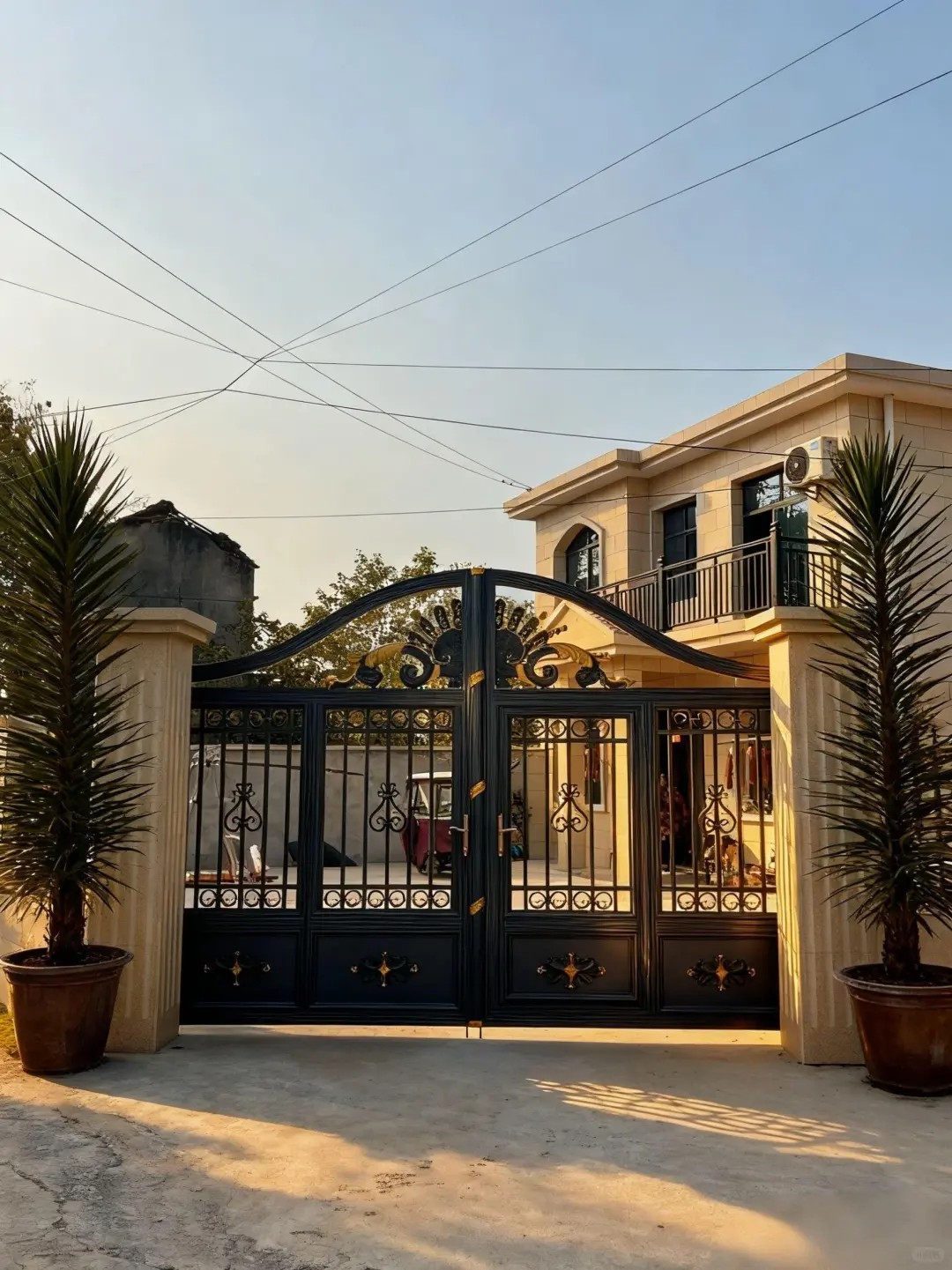 农村自建房的铝合金大门超简单的保养方法，