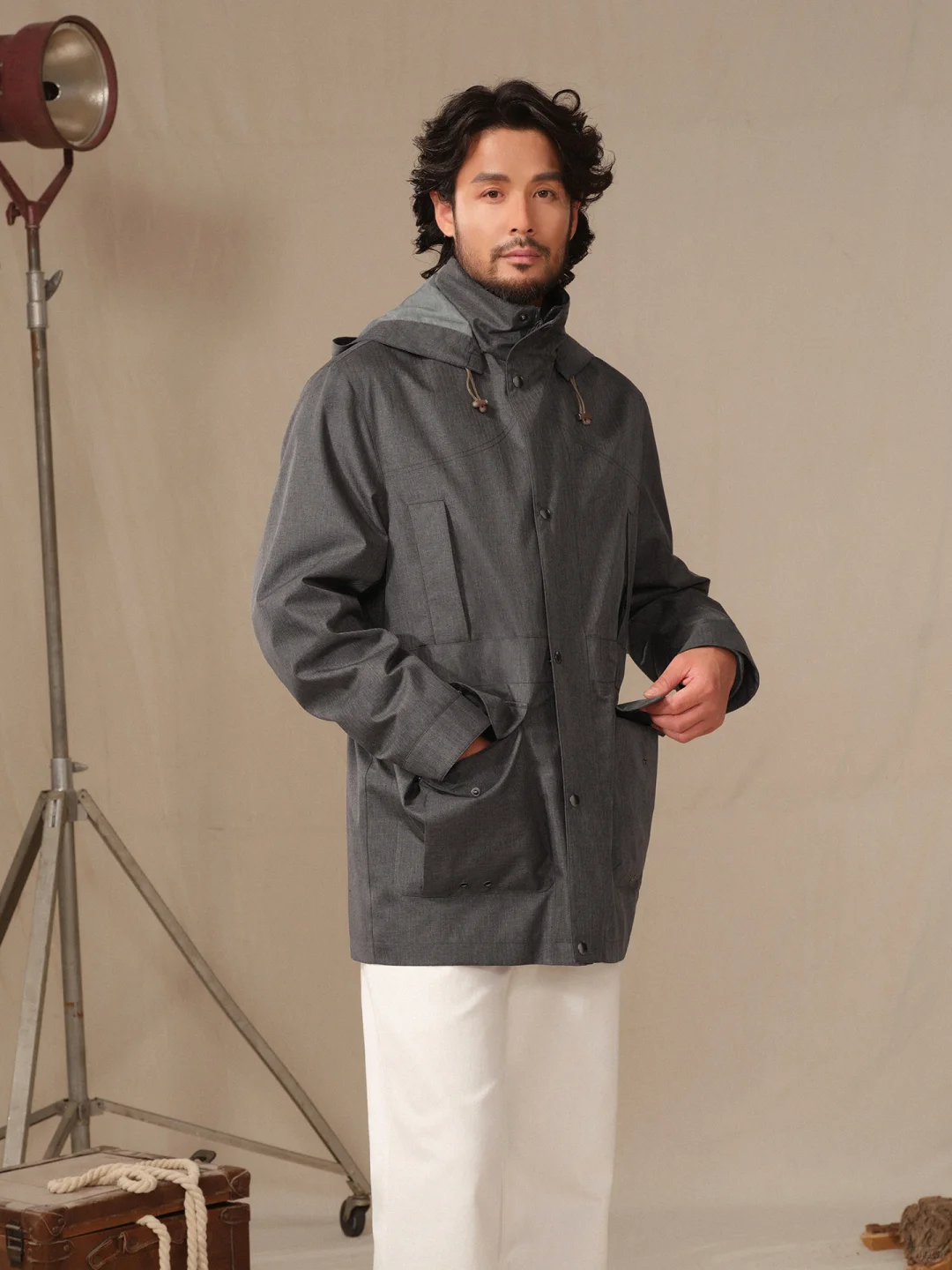 《绅装户外》| 中长款防泼水拉链夹克