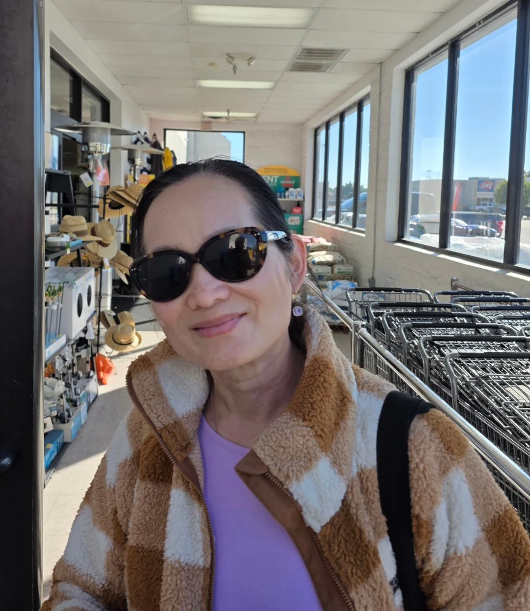 《一只铰链的全城追寻记》