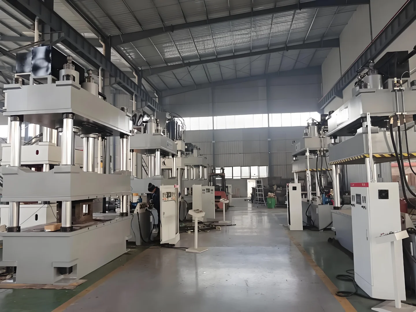 最新求购：机械厂求购二手机床20台，在线急