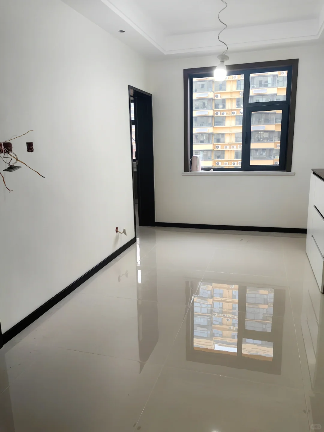 ?踢脚线｜装完后终于没有毛坯感了！！！