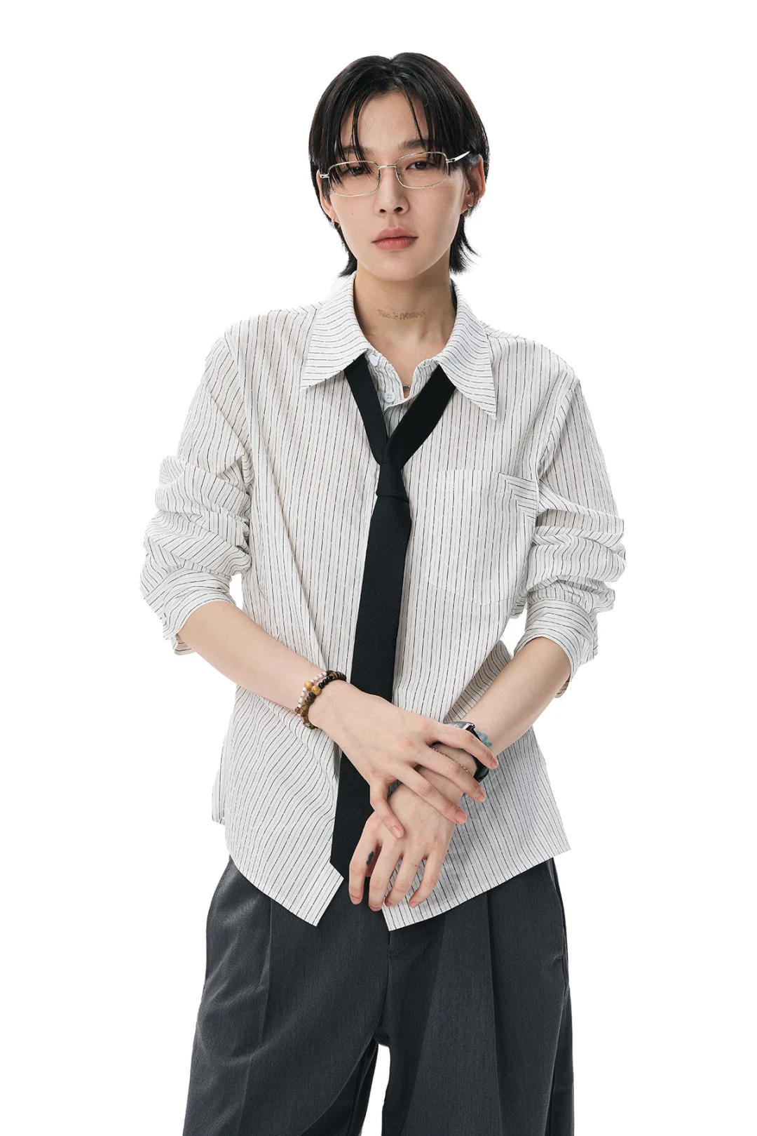 立体腰部抽褶设计 拯救通勤刻板印象