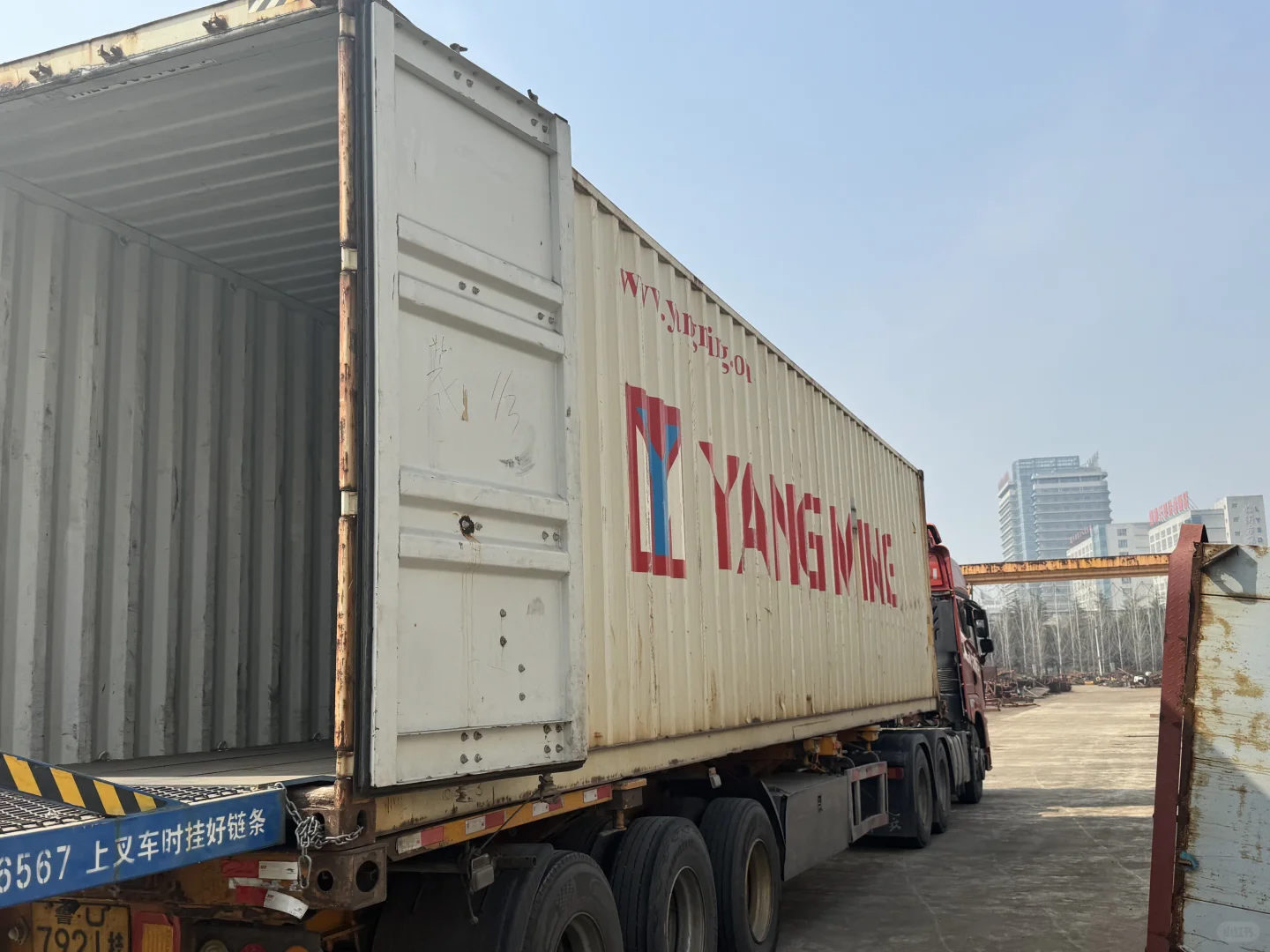 汽车举升机外贸出口