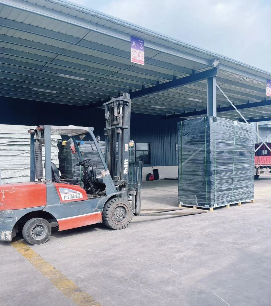 黑色纤维板，格栅专用底板