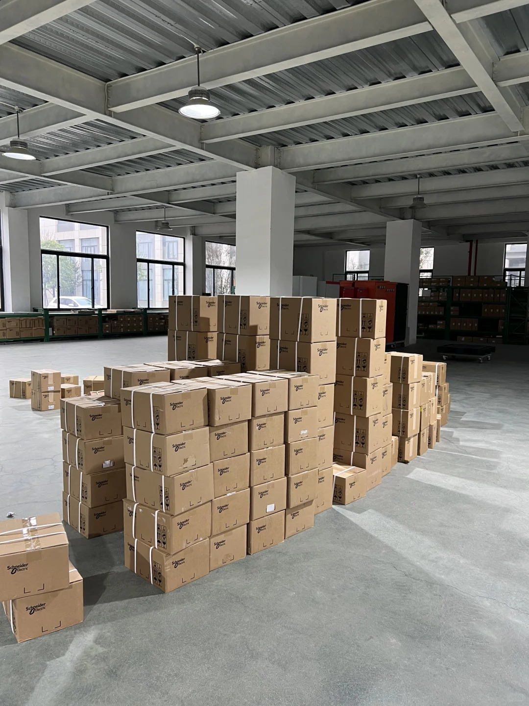 施耐德A9系列持续到货发货