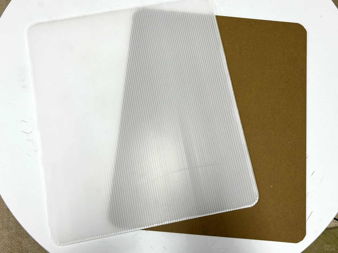 ? 买收纳箱必看！1分钟分清密度板VS PP板