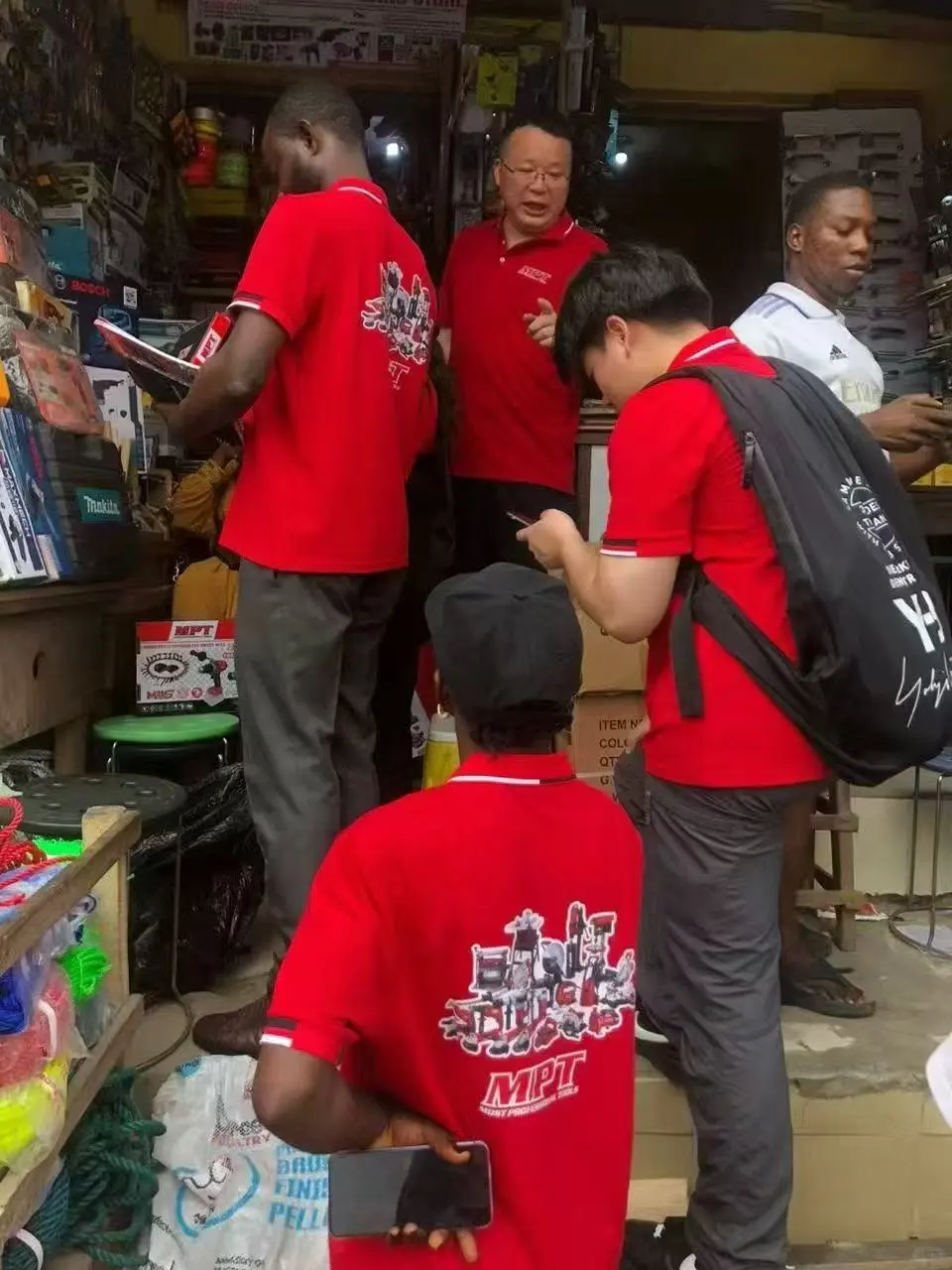 五金大佬勇闯非洲