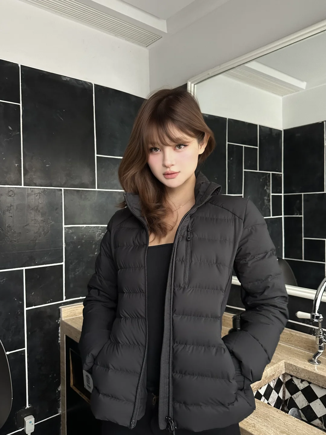 今年喜欢修身点的羽绒服