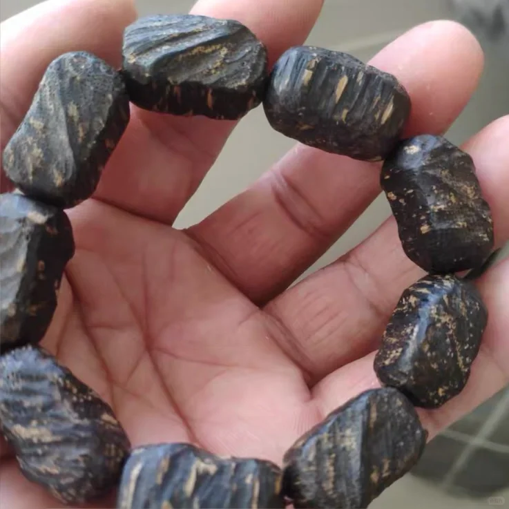 假沉香避坑：沉香木煮沥青！一眼假剧毒