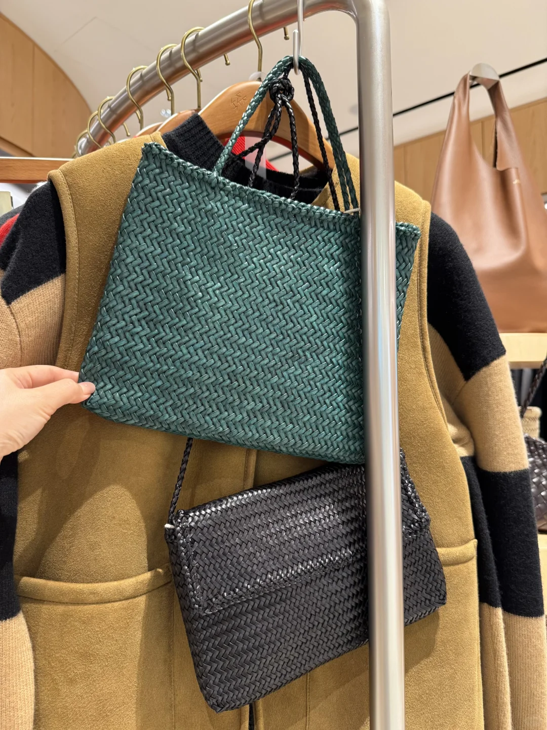 80后｜Dragon diffusion牛皮编织包