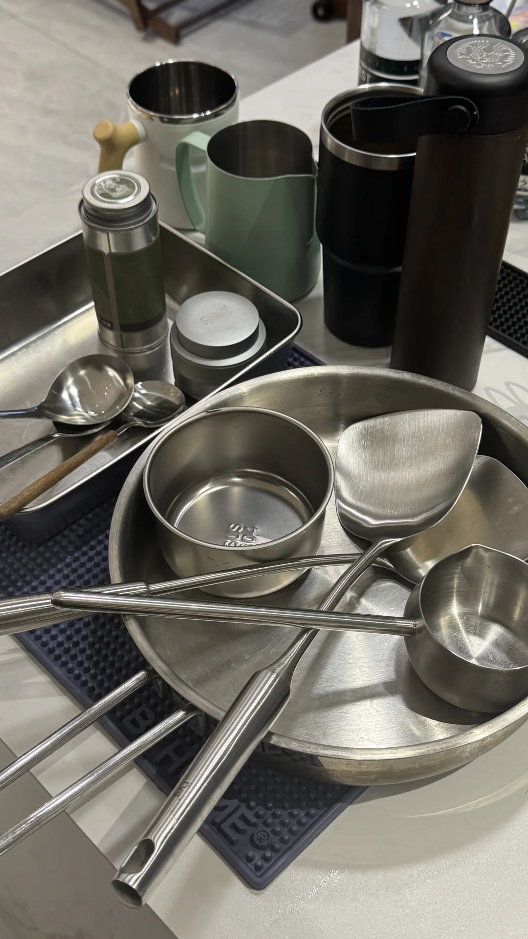 光谱仪实测居家常见的餐具厨具,有情况哦