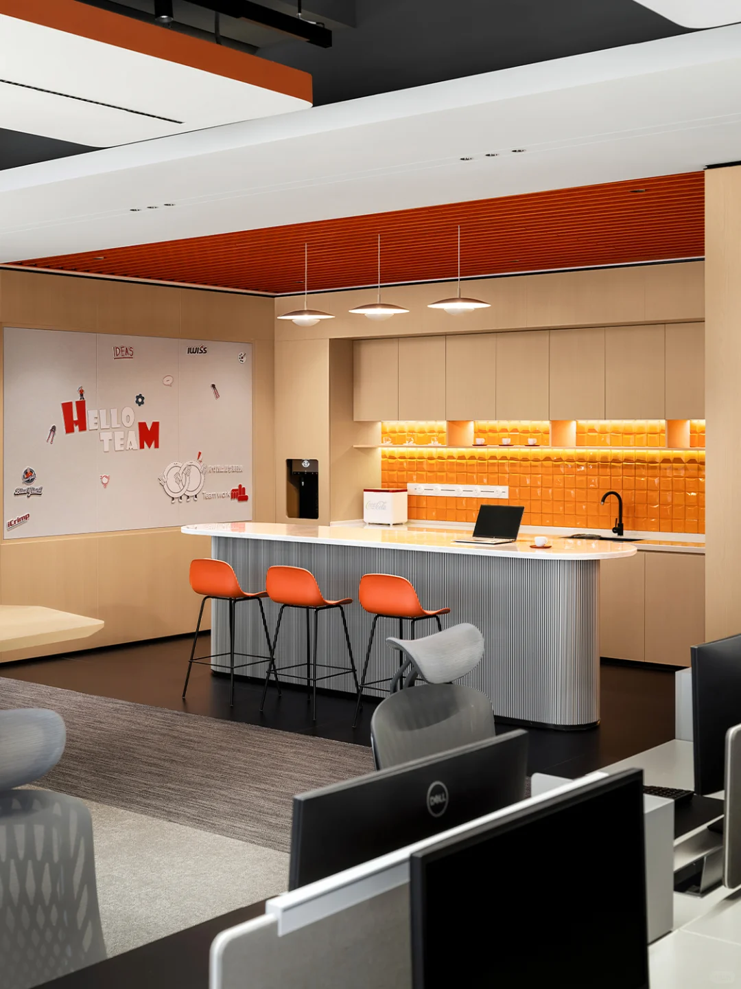 大家好!IWISS品牌正式入驻小红书啦!