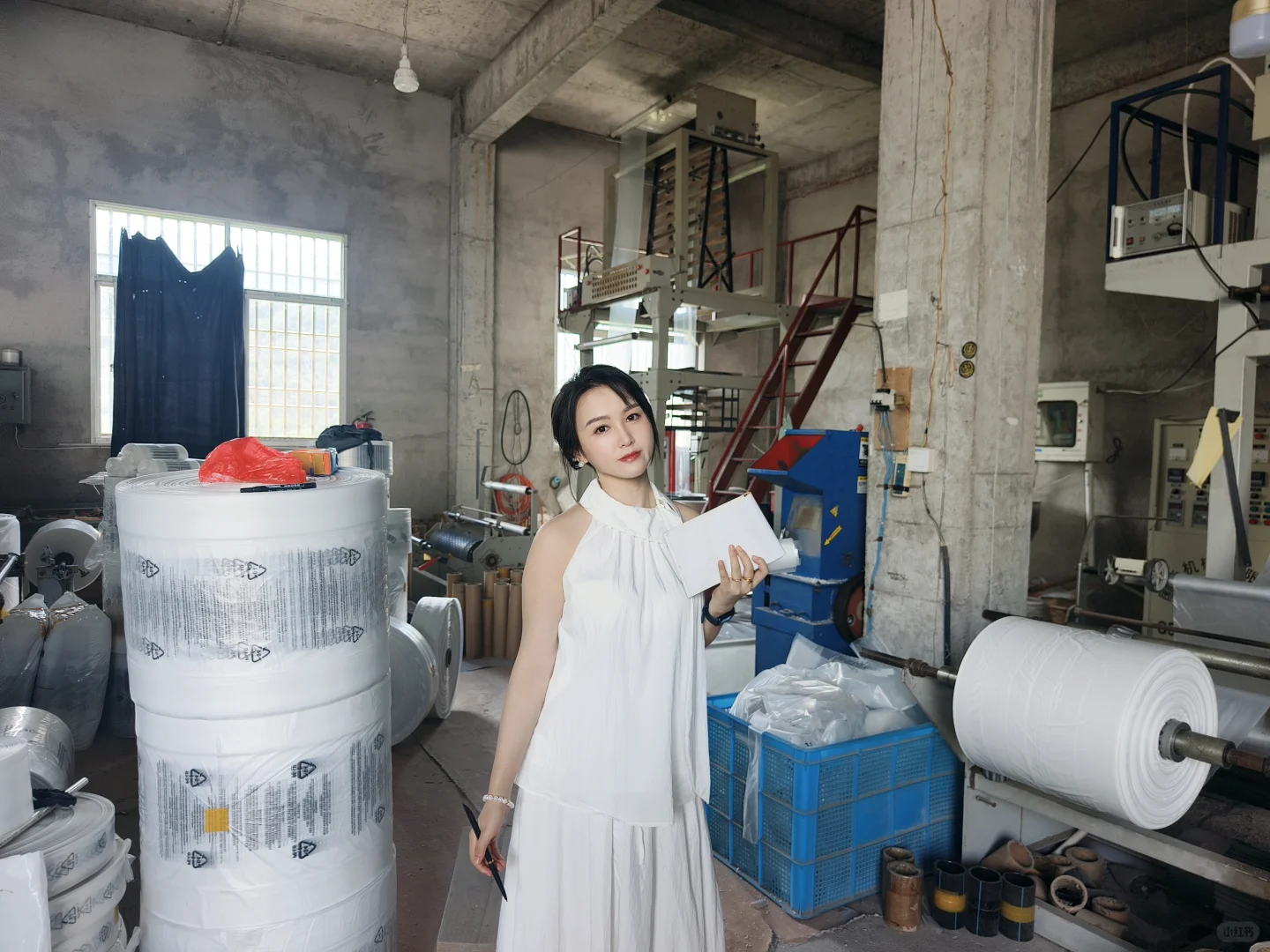 互联网人回村！一定盘活爸妈的塑料包装厂！