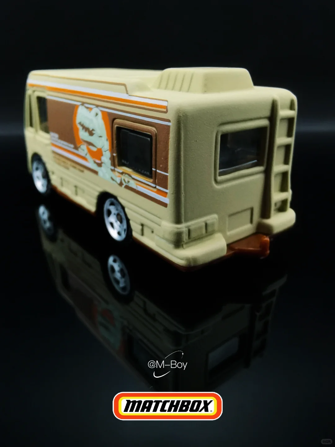 开着小车去考古,火柴盒原创露营卡车