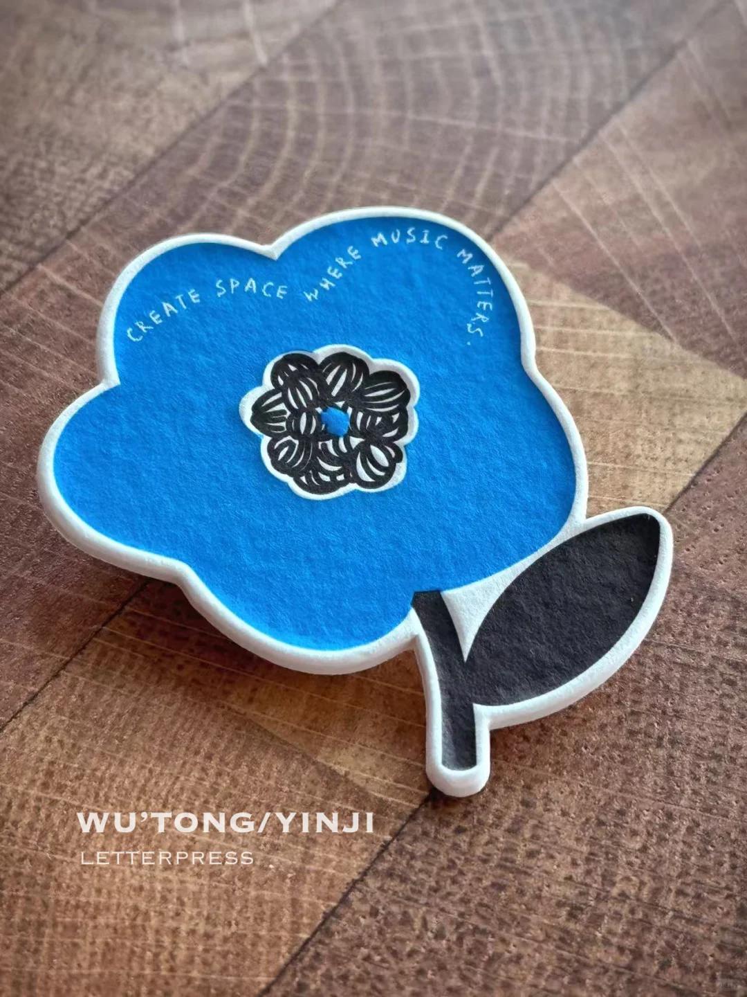 一组花朵主题的letterpress纸徽章物料~