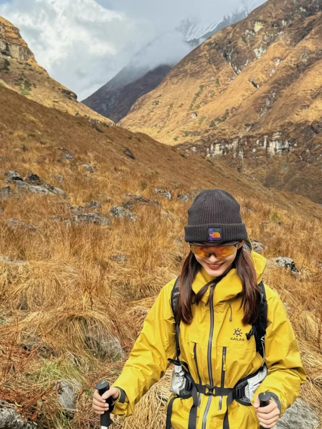 替大家试过了 户外什么颜色冲锋衣最出片⛰️