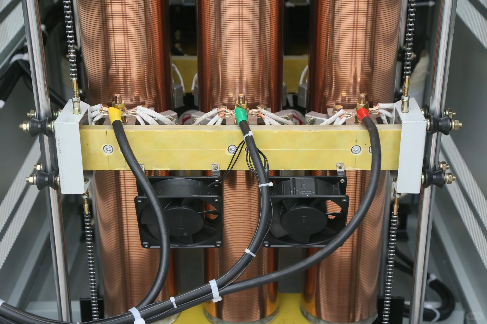 数控机床专用稳压器选购需要注意哪些?